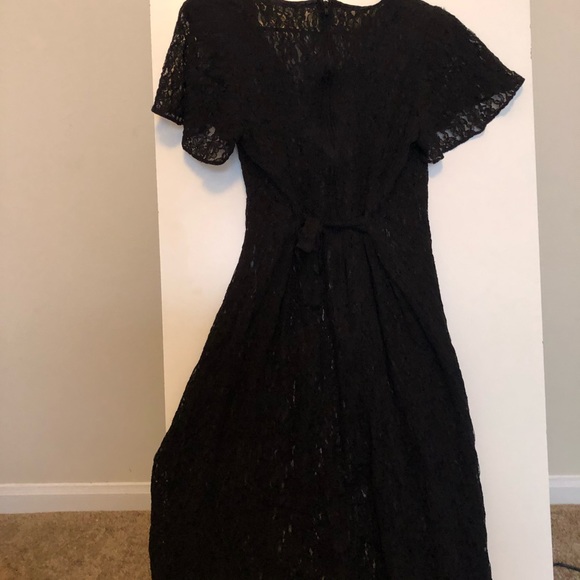 Vintage Lace Dress - Picture 3 of 5